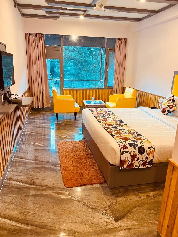 Hotel Apple Flower Manāli Kültér fotó