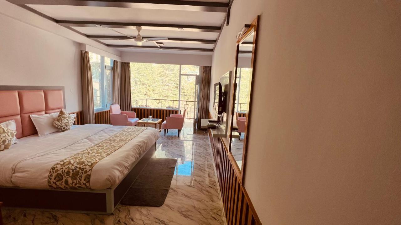 Hotel Apple Flower Manāli Kültér fotó