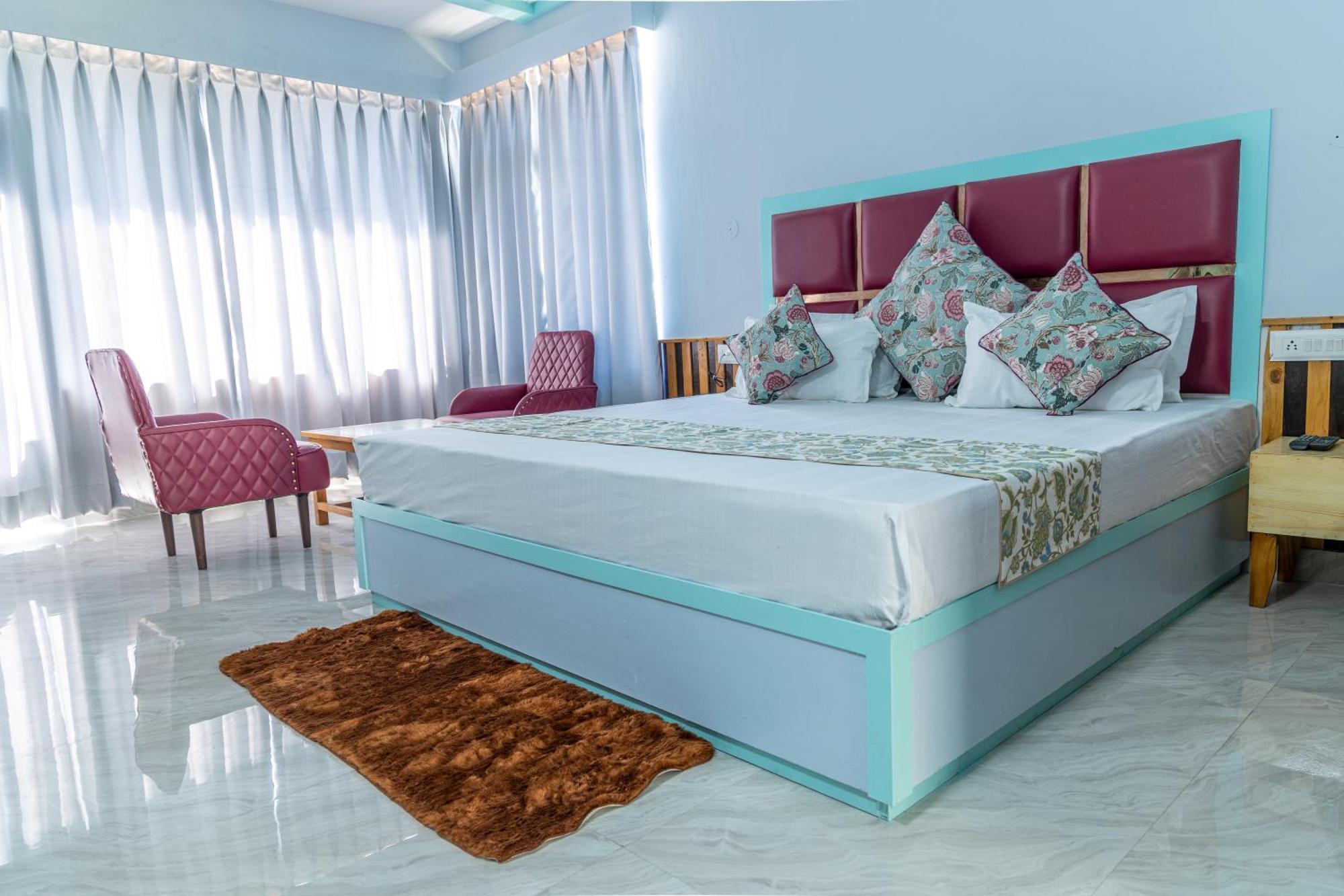 Hotel Apple Flower Manāli Kültér fotó